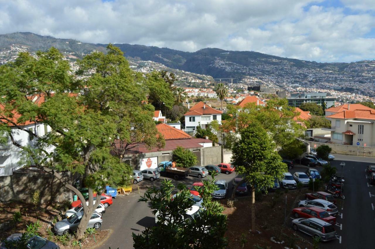 Apartment In The City Of Funchal Up 2 At 6 Pers São Pedro 외부 사진